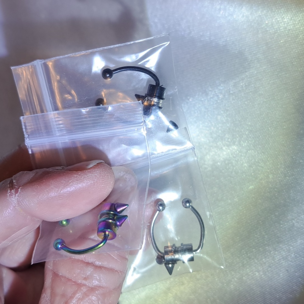 NEW NOSE RINGS MAGNETIC ALL "3"! - Picture 3 of 3